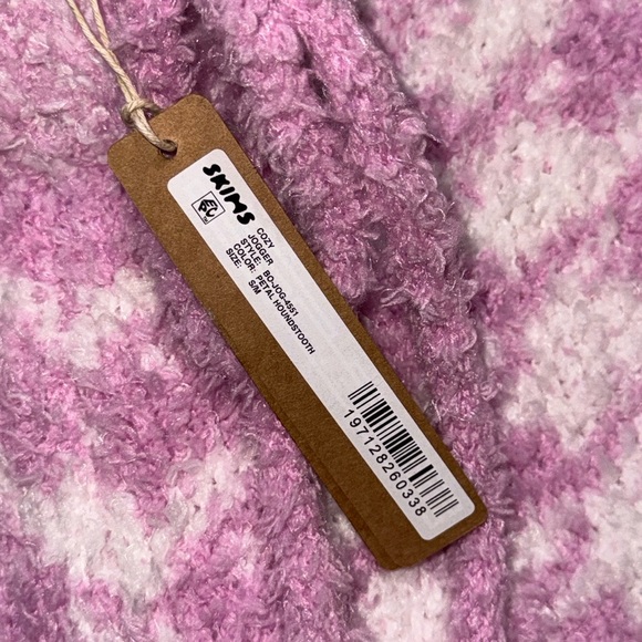 SKIMS COZY KNIT JOGGER LIMITED EDITION 'PETAL HOUNDSTOOTH' - Picture 5 of 11